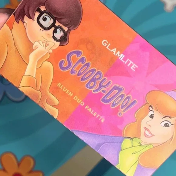 Scooby-Doo x Glamlite Blush Duo Palette - Picture 3 of 10